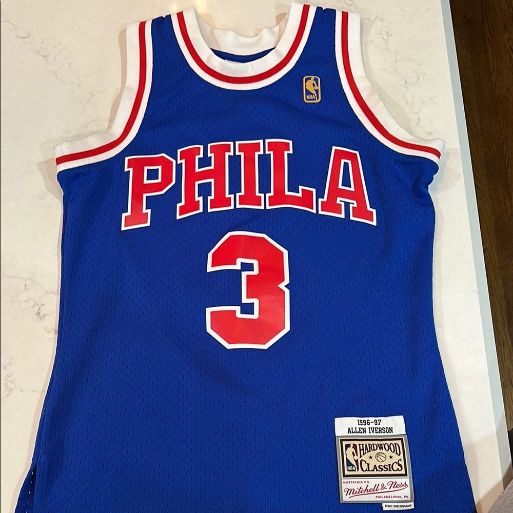 Allen Iverson 76ers Jersey